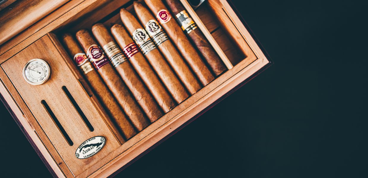 Your Elegant Bar’s Humidors